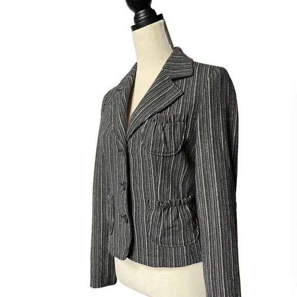 Forever 21 Charcoal Gray & White Striped 50% Wool Button Down Blazer (Med) - Picture 4 of 9